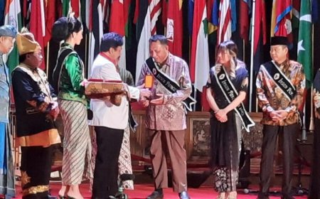 Dosen UB Dianugerahi Penghargaan Insan Prestasi Pancasila 2023