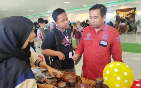 UMKM di Lamongan Hadapi Digitalisasi dan Homogenitas Produk