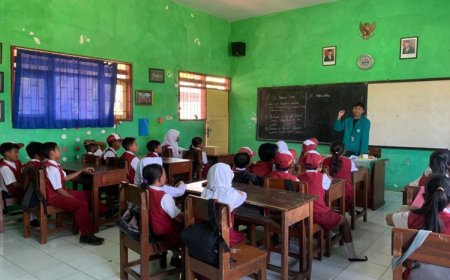 Mahasiswa KSM-T Unisma Malang Ajak Siswa SDN 1 Gading Kembar Bijak Bergawai
