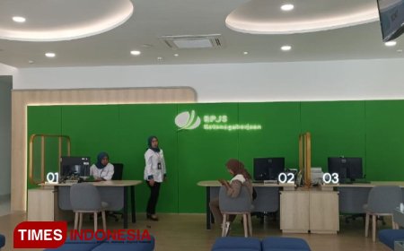 Dua Pabrik Rokok di Kota Blitar Dinyatakan Pailit, Ratusan Mantan Pekerja Ramai-Ramai Cairkan JHT