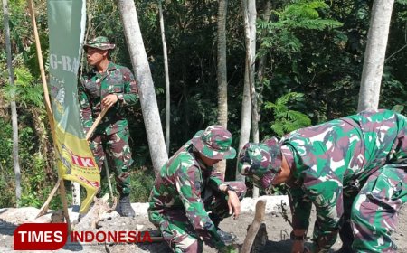 Melihat Kiprah Prajurit TNI di TMMD Kodim 0818, Bangun Jalan Rabat Beton hingga Atasi Stunting