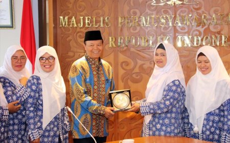 HNW: Majlis Taklim Ikut Mencerdaskan dan Menjaga Generasi Muda