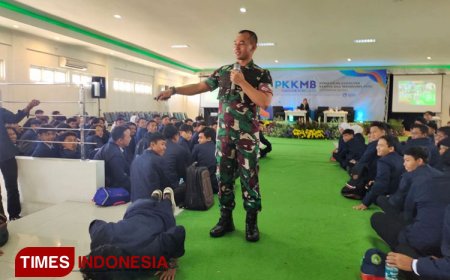 Tulang Punggung Indonesia Emas, Mahasiswa Baru Unisla Dibekali 3 Materi