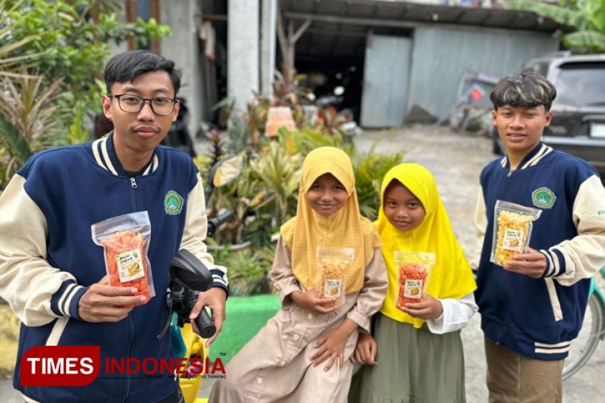 Keren, Inovasi Mahasiswa KKN Unisla Dongkrak Nilai Jual Emping Jagung Desa Godog