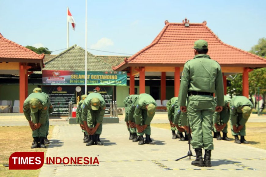 HUT ke&#45;78 TNI, Tim Linmas dan Pelajar Antusias Ikuti Lomba di Makodim 0812 Lamongan