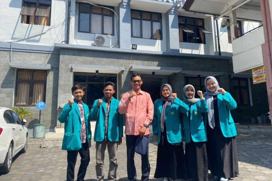 Mahasiswa FAI Unisma Malang Kawal Peningkatan Karakter Melalui Seni Islami di SMP BSS