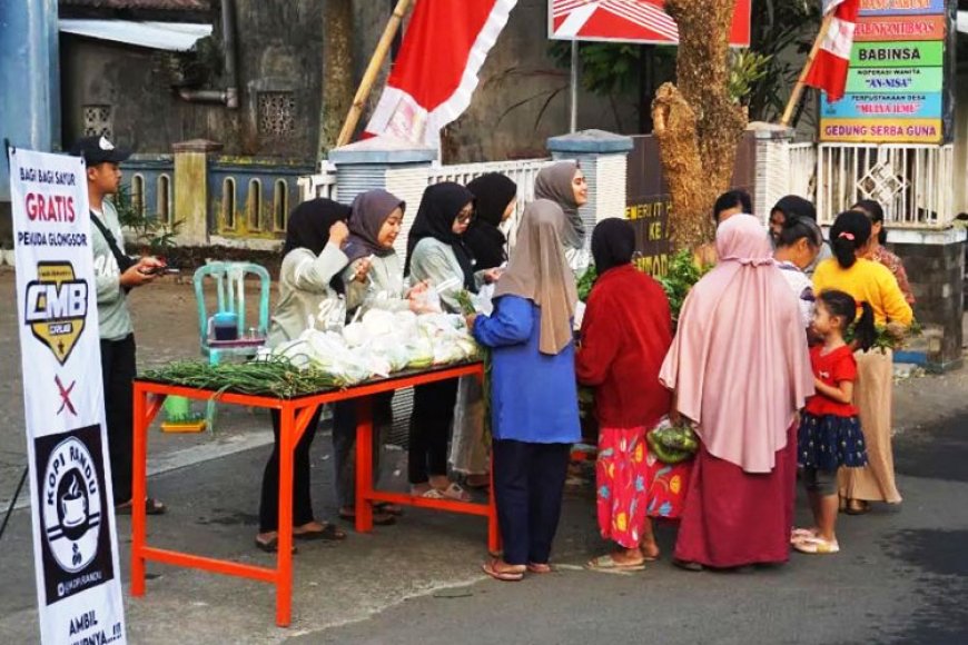 Sharing To Caring KSM&#45;T Unisma Malang Ikut Serta Muda Berkarya