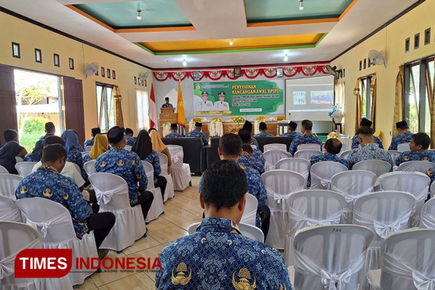 Bappeda Taliabu Gelar Kegiatan Penyusunan RPJPD 2025&#45;2045, Dibuka Asisten I