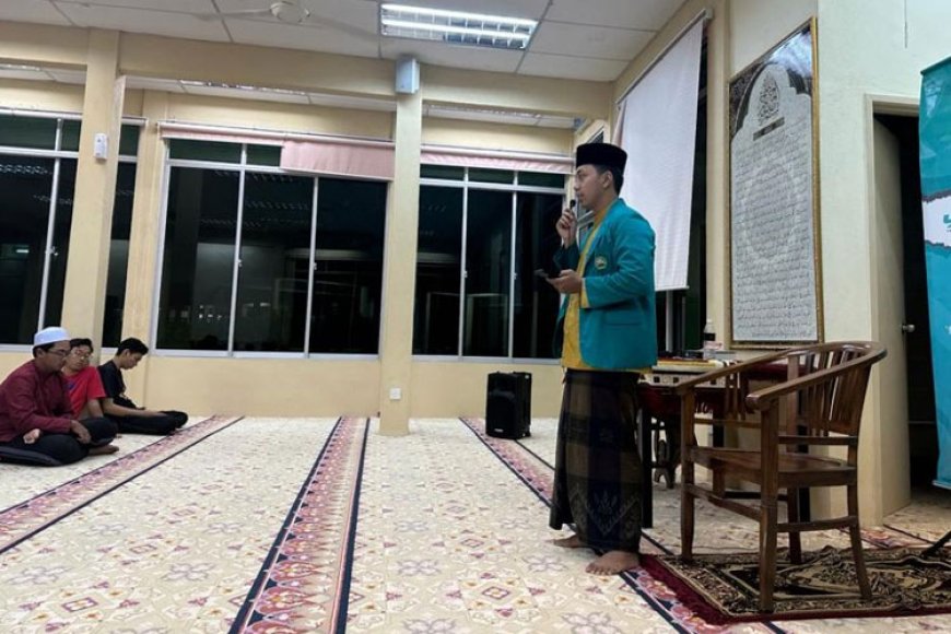 Mahasiswa Unisma Malang Menjadi Pemateri Kuliah Subuh di Malaysia