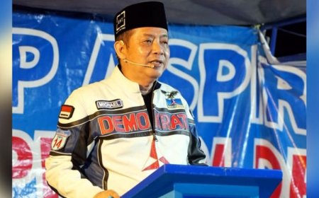 Kades Sukojati Memang Beruntung Dapat Penghargaan dari Ketua Partai Demokrat Banyuwangi