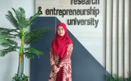 Seminar Internasional Program IHiLEAD: “Artificial Inteligen (AI) Bukan Pengganti Manusia”