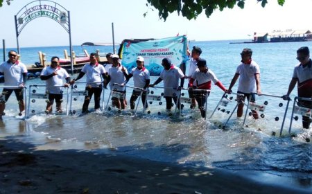 Jatimers Communities Big Wave Aksi Tanam Terumbu Karang di Bangsring Underwater 