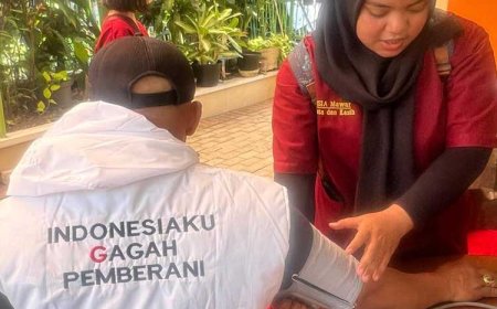 Relawan Pengukuhan GP Menjadi Presiden Rakyat Menggelar Cek Medis Gratis di Malang