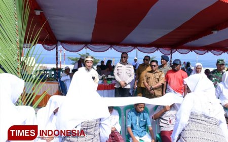 Wawali Tidore Hadiri Sunatan Massal di Acara Festival Doe-Doe