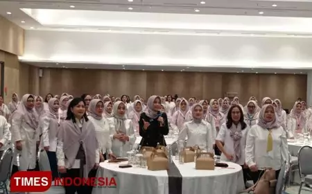 Penasihat DWP Kemenag Berikan Materi kepada Peserta ToT Kusemai Nilai