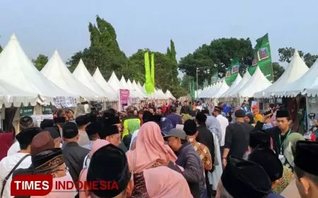 Bazar UMKM Produk Santri Semarakkan Peringatan HSN Kota Kediri 