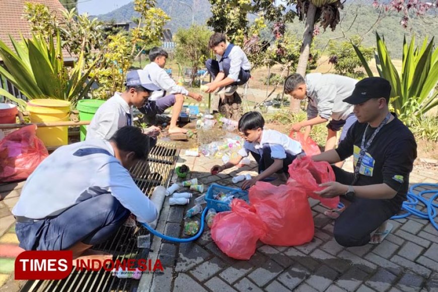 Siswa SMP di Kota Batu Diajari Bijak Kelola Sampah