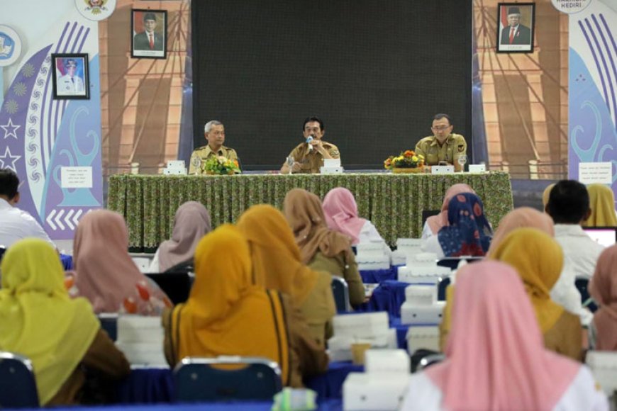 Dinas Kominfo Kota Kediri Selenggarakan Bimtek ASN Digital bagi Guru dan Pegawai