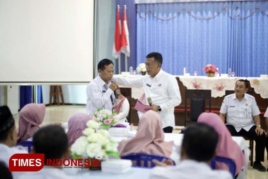 Kepala Sekolah SMPN 1 Ponorogo Mengundurkan Diri, Ini Tanggapan Bupati Sugiri