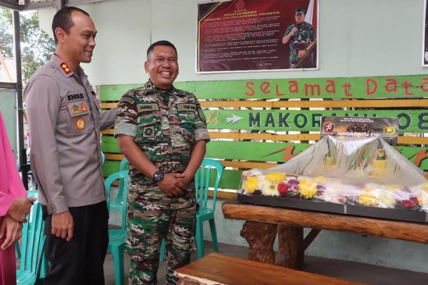 Peringati HUT ke&#45;78 TNI, Kapolres Malang Beri Kejutan Koramil Wagir