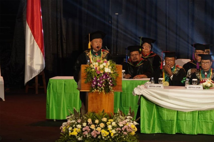 Rektor UNJ Paparkan 4 Capaian Kemandirian Universitas Menuju WCU Pada Wisuda Semester 118