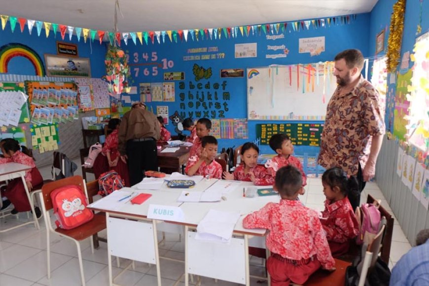 Kelas Rangkap di Lereng Bromo Dijadikan Tujuan Wisata Pendidikan