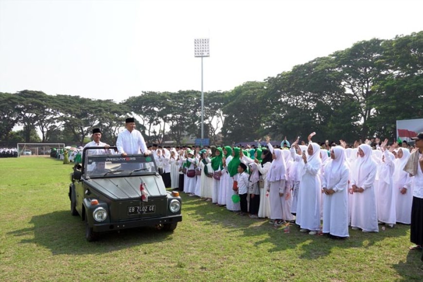 Ribuan Santri, Siswa, dan Guru Madrasah Meriahkan Peringatan Hari Santri di Kediri
