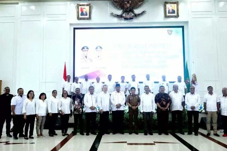 Paulis Kastanya Dikukuhkan Menjadi Ketua LPPD Maluku Masa Bakti 2023&#45;2025