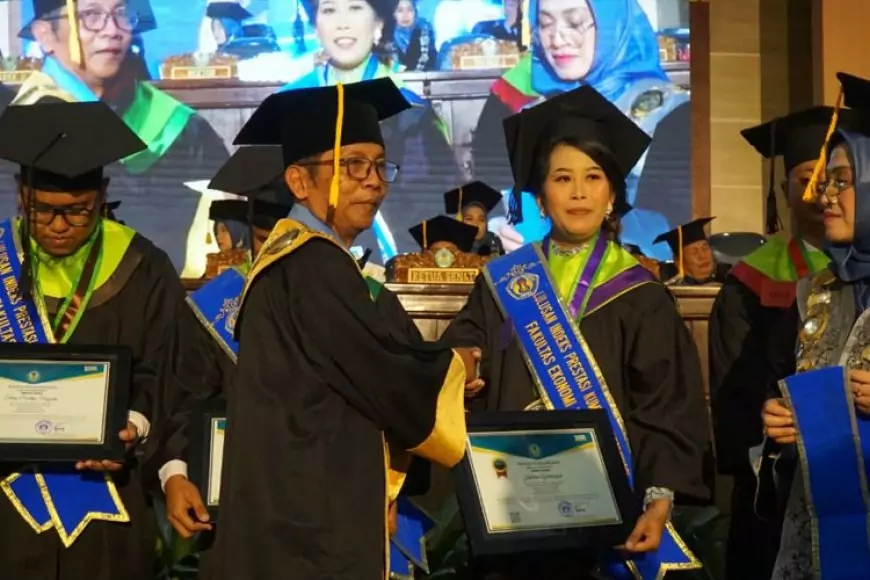 Wisuda UNIPMA 2023, Kepala LLDIKTI Wilayah VII: Cetak Lulusan Siap Kerja