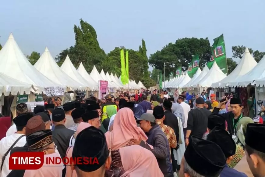 Bazar UMKM Produk Santri Semarakkan Peringatan HSN Kota Kediri 