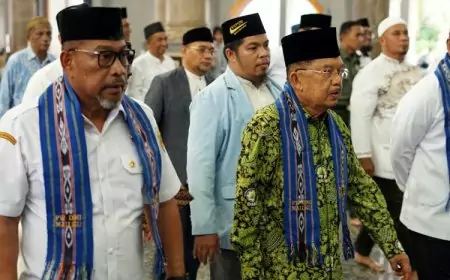 Jusuf Kalla Melantik Pimpinan Wilayah DMI Provinsi Maluku yang Baru di Masjid Raya Al-Fatah Kota Ambon