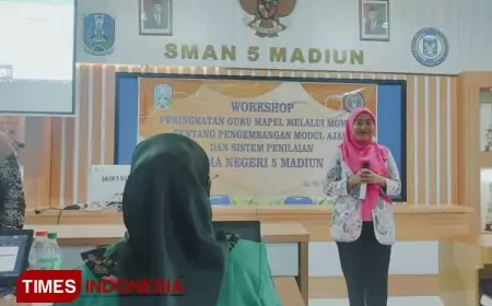 SMAN 5 Madiun Bersama Dosen UNIPMA Kembangkan Modul Ajar dan Sistem Penilaian Auntentik