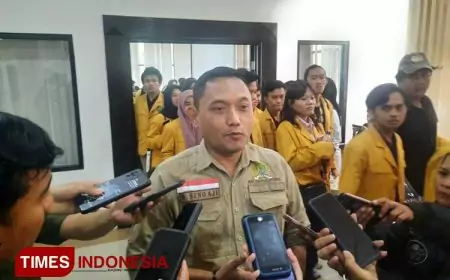 Mahasiswa Fisipol Unmul Datangi DPRD Kaltim, Seno Aji Ingatkan Mahasiswa Agar Peduli dengan Politik