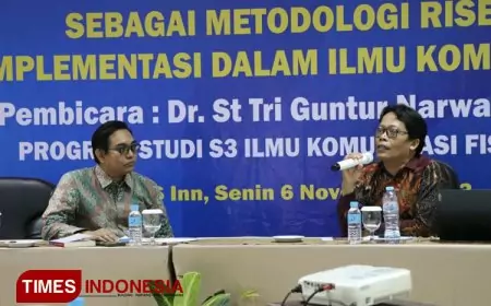 Dosen UMBY Didaulat sebagai Narasumber Utama Seminar Riset di UNS