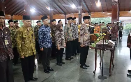 Pj Bupati Banjarnegara Lantik 35 Pejabat OPD, Tekankan Pentingnya Etika dan Keteladanan