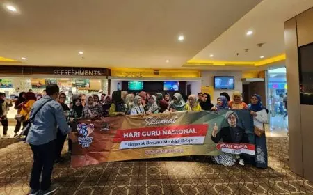Sarat Kisah Inspiratif, Indah Kurnia Ajak Para Guru Nobar Film Aku Rindu