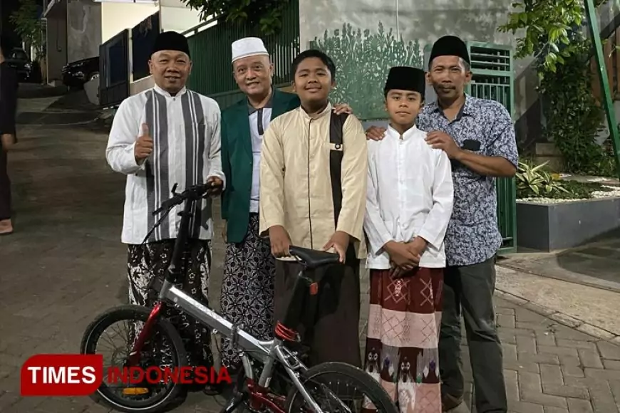 Rumah Sedekah NU Serahkan Bantuan Sepeda kepada Anak Yatim