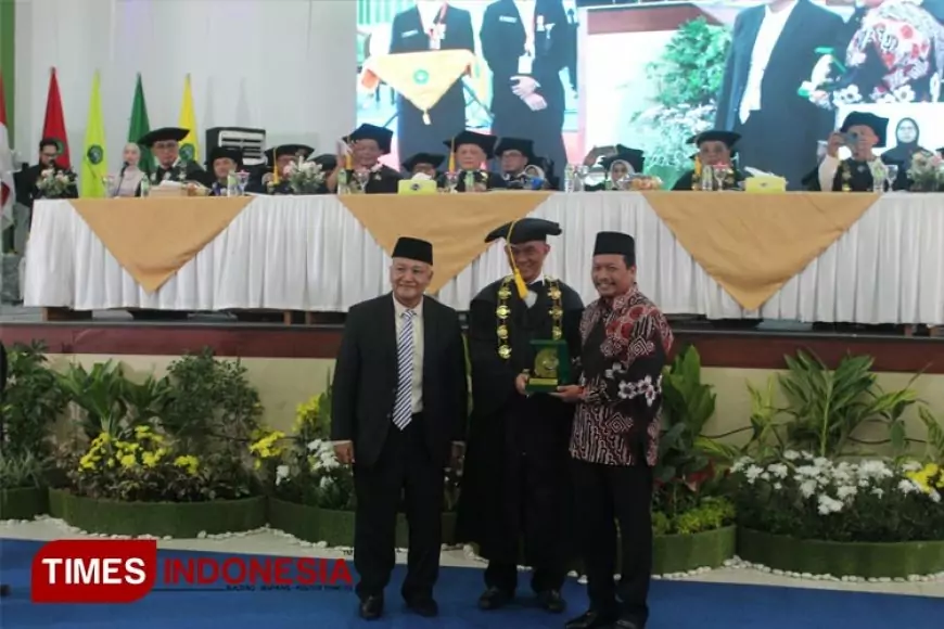 Universitas Islam Nusantara Sukses Selenggarakan Wisuda ke&#45;67 di Bandung