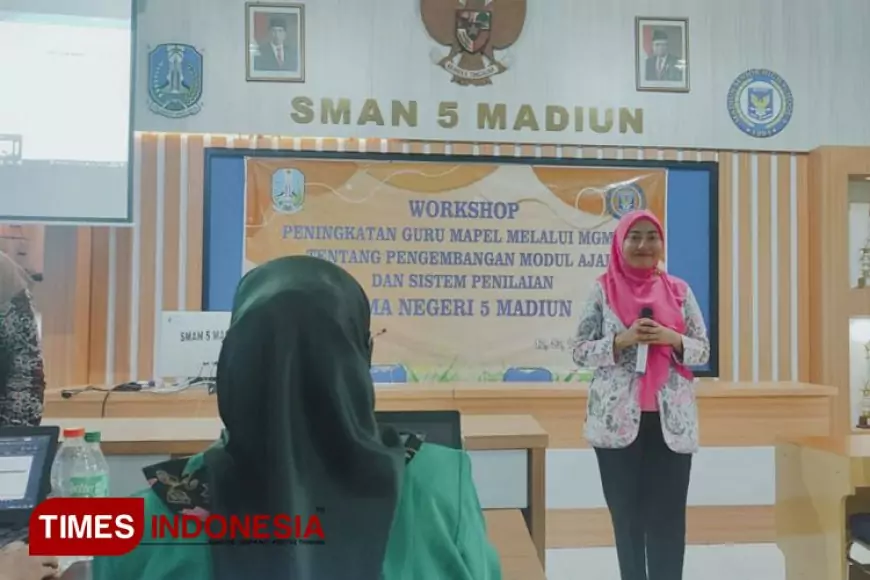 SMAN 5 Madiun Bersama Dosen UNIPMA Kembangkan Modul Ajar dan Sistem Penilaian Auntentik