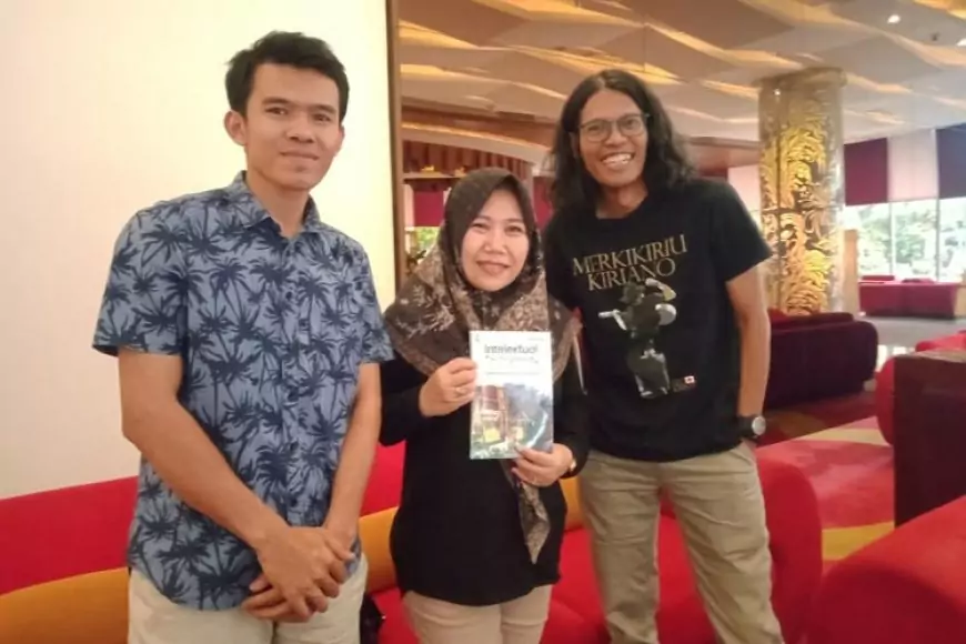 Publish Buku "Intelektual Kampung", Redy Eko Eksplore Potensi Sinergi Kampung dan Kampus