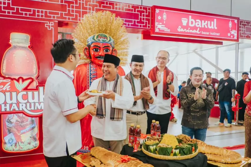 Teh Pucuk Harum X BAKUL Sarinah Saat Suguhkan Kenikmatan Kuliner Nusantara di Stasiun Kereta Cepat Whoosh