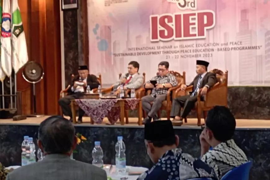 Forum ISIEP 3 di UNIRA Malang, Dorong Implementasi Pembangunan Berkeadilan