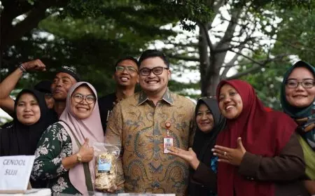 Bupati Kediri Berharap Guru Memiliki Usaha untuk Tingkatkan Kesejahteraan