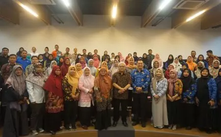 Pada Pekan Literasi UISI 2023, Kadis Perpus Kab Gresik Tekankan Pentingnya Peran Perpustakaan