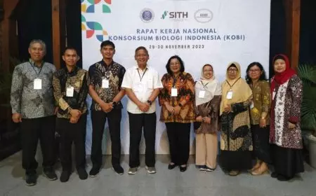 Peran Aktif Prodi Biologi FMIPA Unisma Malang Rada Rakernas KOBI 2023 di ITB Mewarnai Kepedulian Biodiversitas di Indonesia