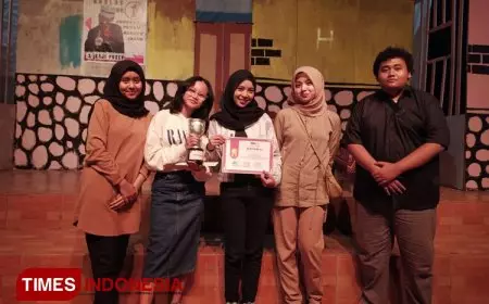 Teater Sabhatansa SMAN 7 Malang Nominator Penyaji Terbaik