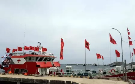 Kapal RS Laksamana Malahayati PDIP Layani Ratusan Warga di Kabupaten Sumbawa Barat