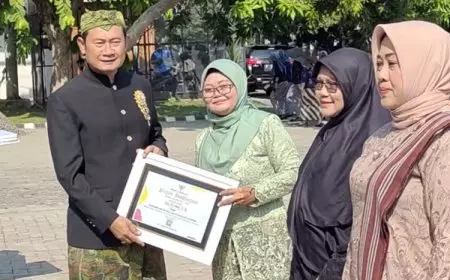 Hari Ibu ke-95 Tahun, Pak Yes Apresiasi Peran Perempuan Lamongan