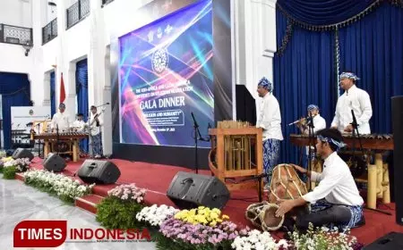 Gala Dinner KMBAAA Ditutup Penampilan Spektakulr Saung Angklung Udjo dan Arumba