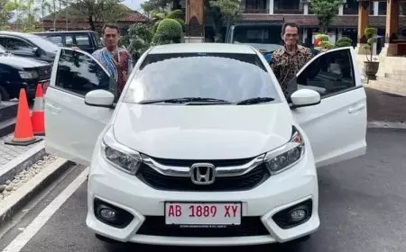 Sah, BPKPAD Pemkab Bantul Serahkan Hadiah Honda Brio kepada Wajib Pajak Pawiro Senjoyo